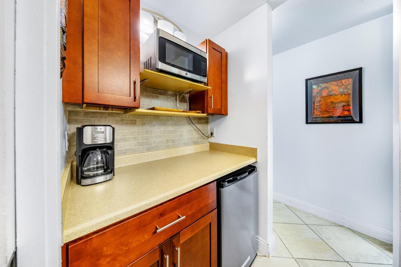 Downtown Hawaiian Paradise Condo With Hot Tub, Pool & Beach - Kona Islander Inn Kailua-Kona Ngoại thất bức ảnh